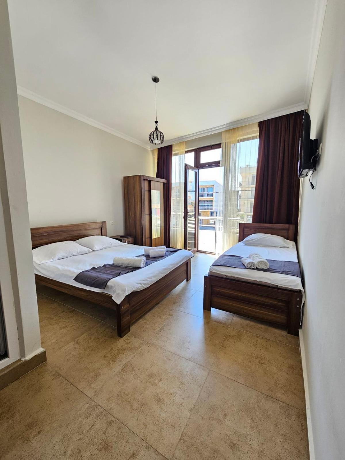 Guest House Gio Kobuleti Exterior photo