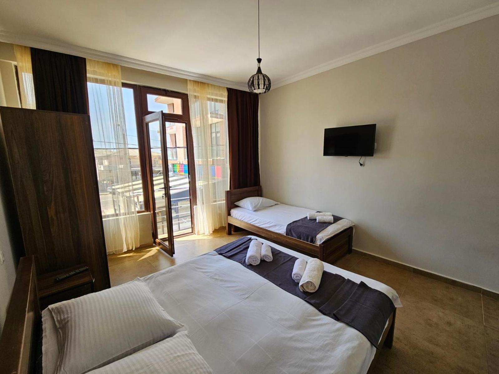 Guest House Gio Kobuleti Exterior photo